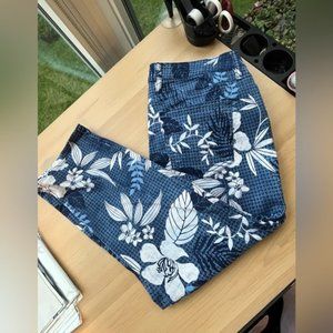 NWOT Tommy Bahama Basta Blossom Crop jeans size 31x24